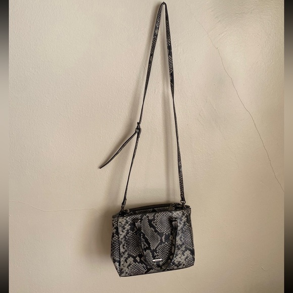 Snake print Handbag/Crossbody - Picture 6 of 7